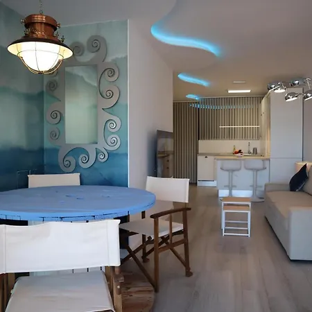 Neverending Marina Apartment