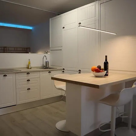 Neverending Marina Apartment
